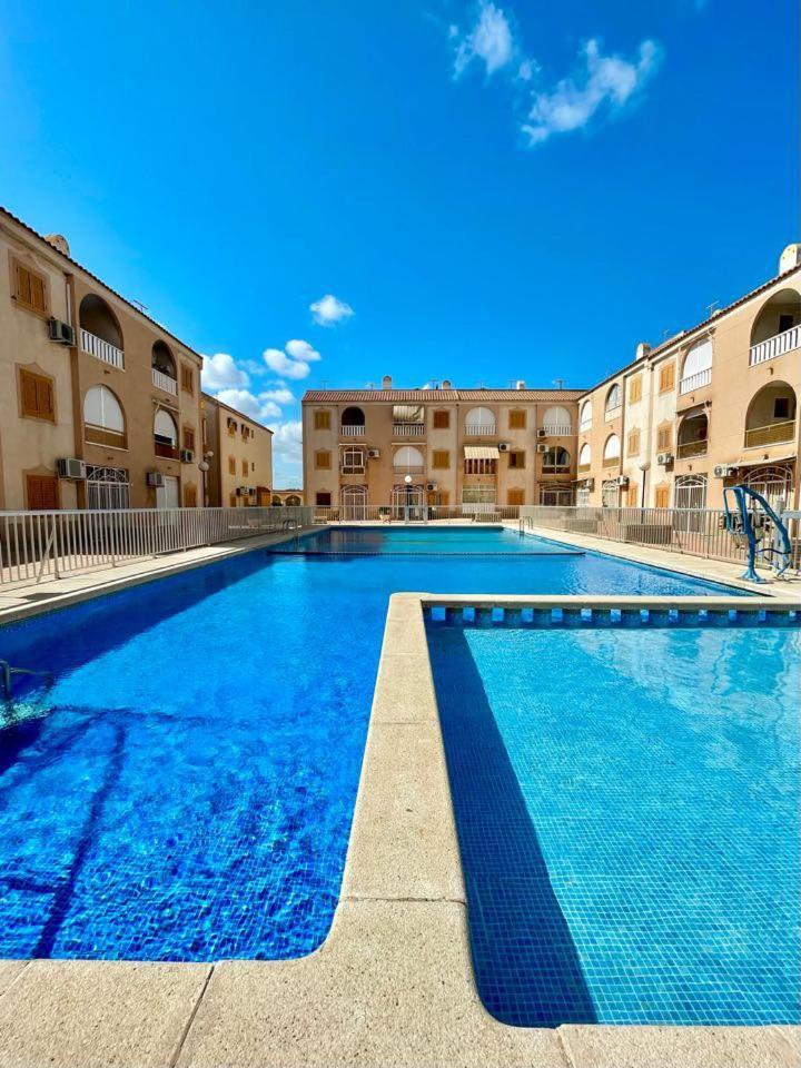 Sunshine Apartment Torrevieja Ngoại thất bức ảnh